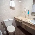 - Don Juan Tossa Готель *