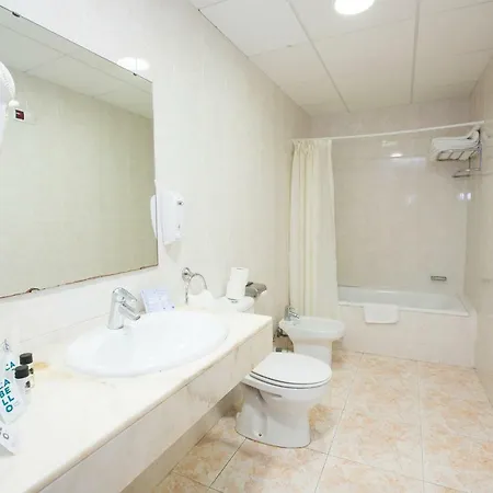 - Don Juan Tossa Тоса-де-Мар