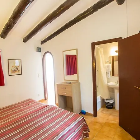 - Don Juan Tossa Готель *