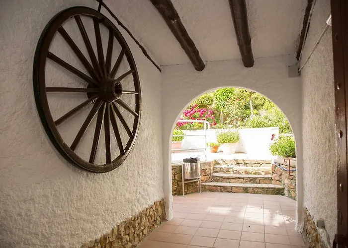 - Don Juan Tossa Hotel